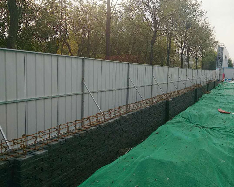 红桥区工程围挡板案例